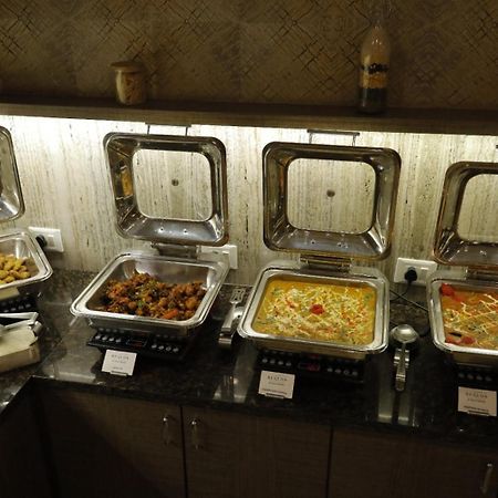 Anaya Beacon Hotel, Jamnagar Luaran gambar